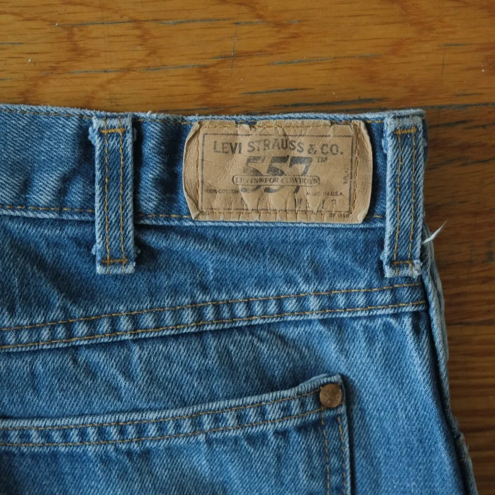 Vintage Levi's 557 Cowboy Jeans Mens Blue Straight Leg Western 34x32 Relaxed Fit